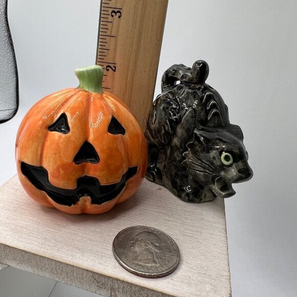 Fritz & Floyd Halloween Cat Pumpkin Salt And Pepper Shakers - Picture 9 of 10